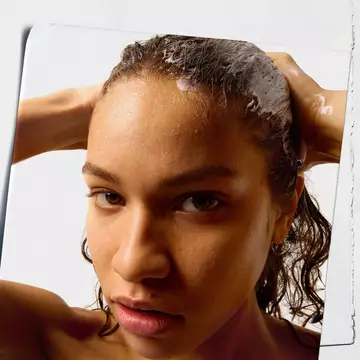 model washing hair