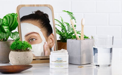 3 Reasons To Add Bentonite Clay To Your Skincare Routine