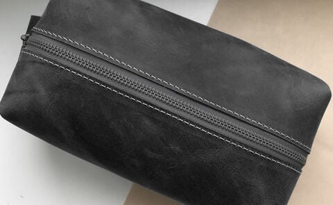 11 Things Every Man Should Keep In Their Toiletry Bag