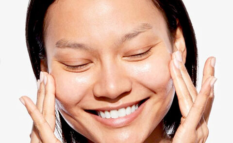 How To Give Yourself a Face Massage