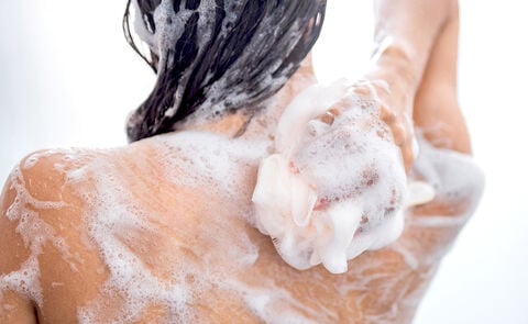 How To Wash and Moisturize Your Back