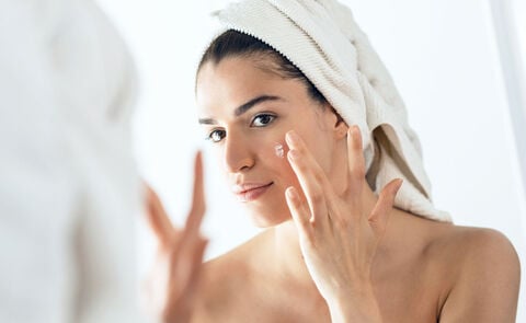 Your Guide To Niacinamide For Skin